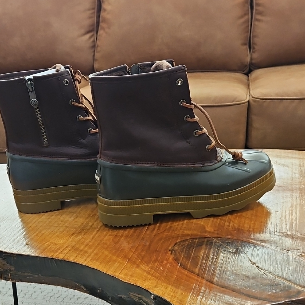 Sperry Women's Dark Brown and Black Rain Boots